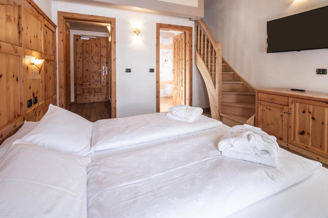 Hotel Soreghes Gran Chalet Campitello di Fassa Kültér fotó